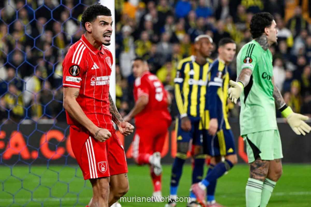 Fenerbahce Dibantai Nottingham Forest, Lille Juga Tumbang di Play-off Liga Europa