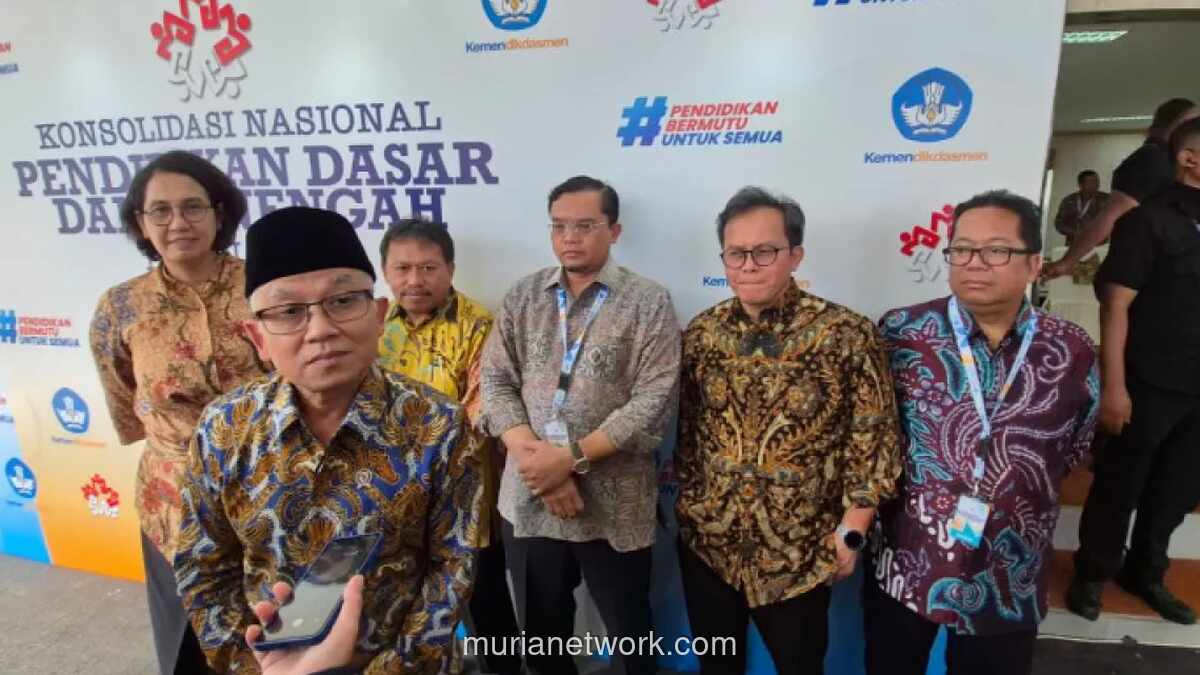 Wamendikdasmen Tolak Usulan Lembaga Baru, Soroti Pentingnya Efektivitas dan Deregulasi