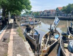 Konflik Nelayan Pasuruan Berujung 11 Perahu Dibakar dan Dua Orang Terluka