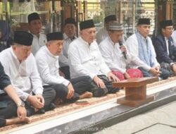NasDem Ziarah ke Makam KH Hasyim Asyari dan Gus Dur di Tebuireng