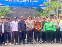 Polri, TNI, dan Masyarakat Aktifkan Pos Siskamling Jaksel untuk Amankan Ramadhan dan Antisipasi Mudik