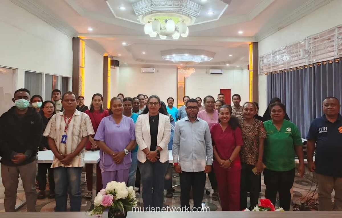 Filep Wamafma Tanggapi Protes 235 Nakes Honorer Manokwari yang Diberhentikan Lewat Surat Edaran