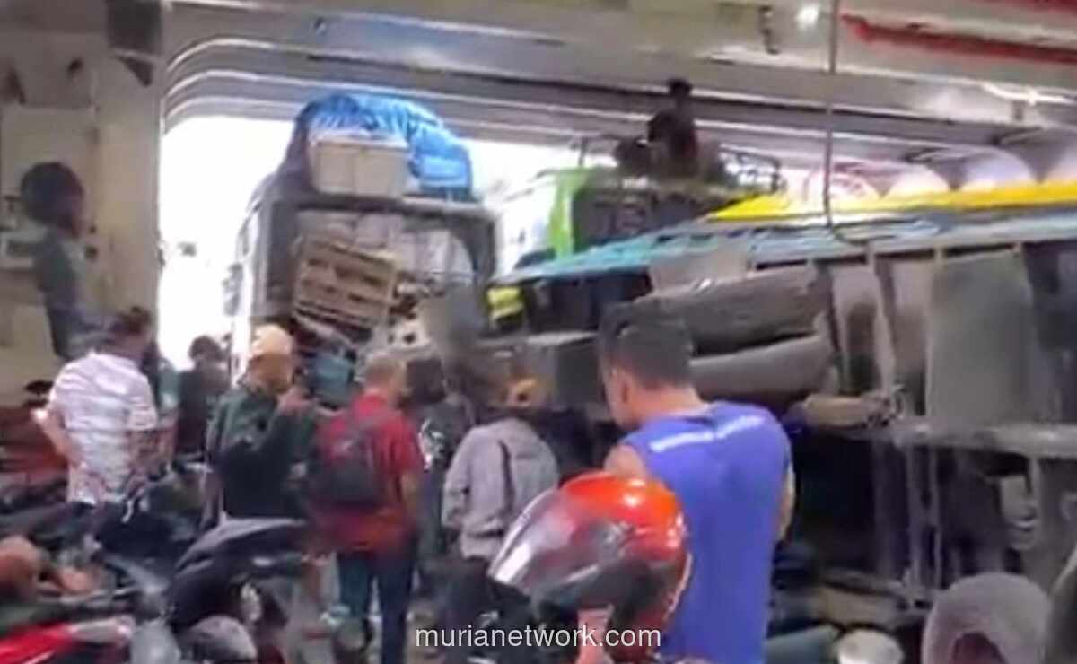 Kapal Penumpang Terpaksa Putar Balik Diterjang Cuaca Ekstrem di Perairan Sulawesi