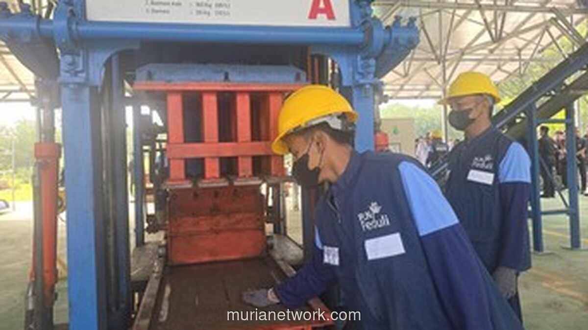 Warga Binaan Nusakambangan Olah Limbah Batu Bara Jadi Material Bangunan