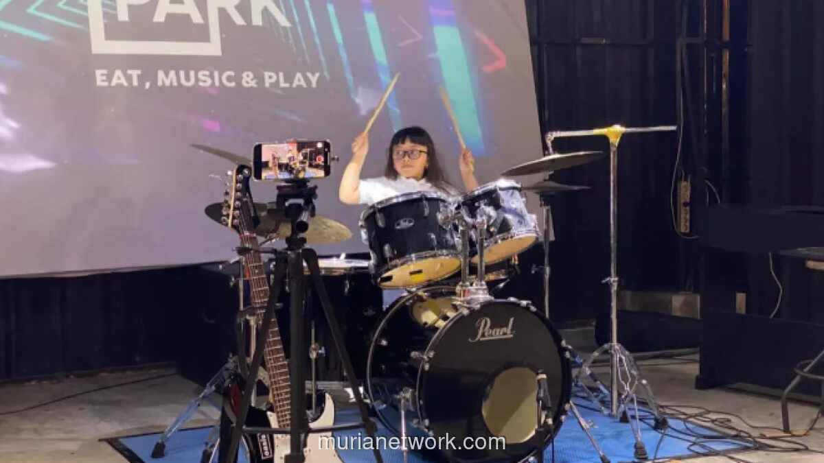 Drummer Cilik Papua Shelyn Asah Bakat di Panggung dan Pelajari Lima Bahasa