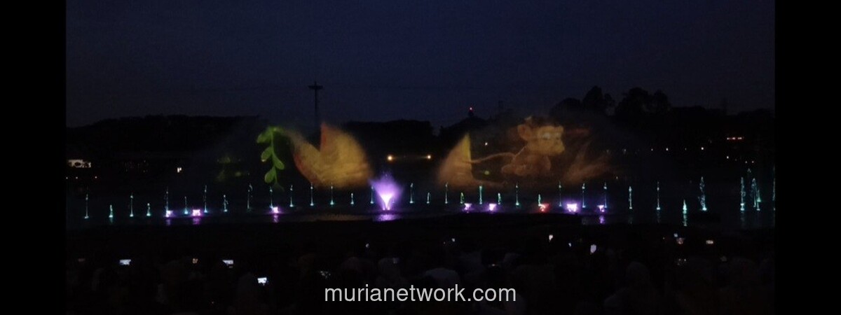 TMII Ramai Pengunjung di Libur Imlek, Tawarkan Festival Pecinan dan Pertunjukan Air Mancur