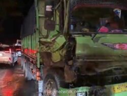 Rem Blong Truk Pasir Picu Tabrakan Beruntun di Exit Tol Cilegon Timur