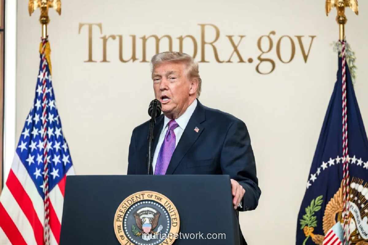 Trump Naikkan Tarif Global Jadi 15% Usai Dibatalkan Mahkamah Agung