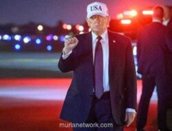 Trump Serukan Warga Iran Gulingkan Pemerintah Usai Serangan Udara AS-Israel