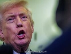 Trump Ancam Iran dengan Konsekuensi Sangat Traumatis Jika Perundingan Nuklir Gagal