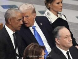 Trump Hapus Video Kontroversial Gambarkan Obama dan Istri Sebagai Monyet