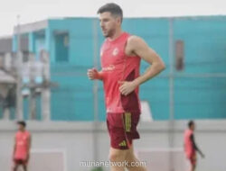 Debut Berat Dusan Lagator: Bek Termahal PSM Hadapi Ujian Alex Martin