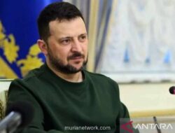 Zelenskyy Bantah Tawaran Senjata Nuklir dari Inggris dan Prancis