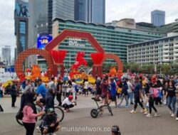 Warga Padati CFD Sudirman-Thamrin Pekan Terakhir Sebelum Ramadan