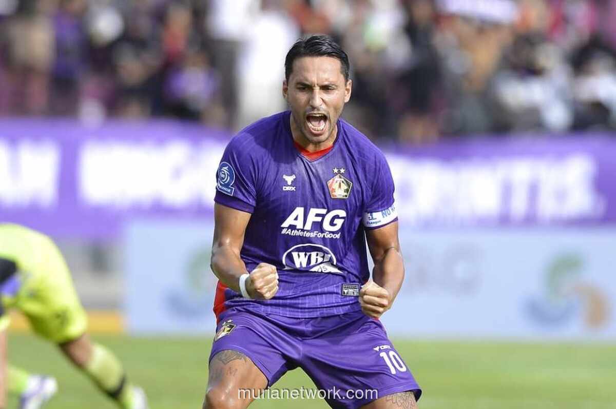 Herdman Coret Ezra Walian dari Skuad Final Timnas Indonesia untuk FIFA Series 2026