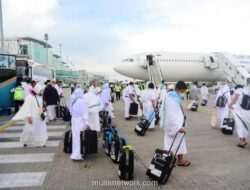 Petugas Haji Pantau Kepulangan 3.441 Jamaah Umrah dalam Tiga Hari