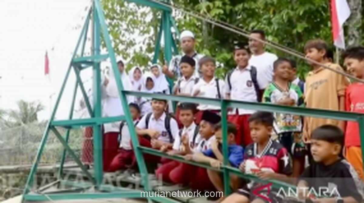 Presiden Prabowo Terima Laporan 280 Jembatan Perintis Selesai Dibangun dalam 3 Bulan