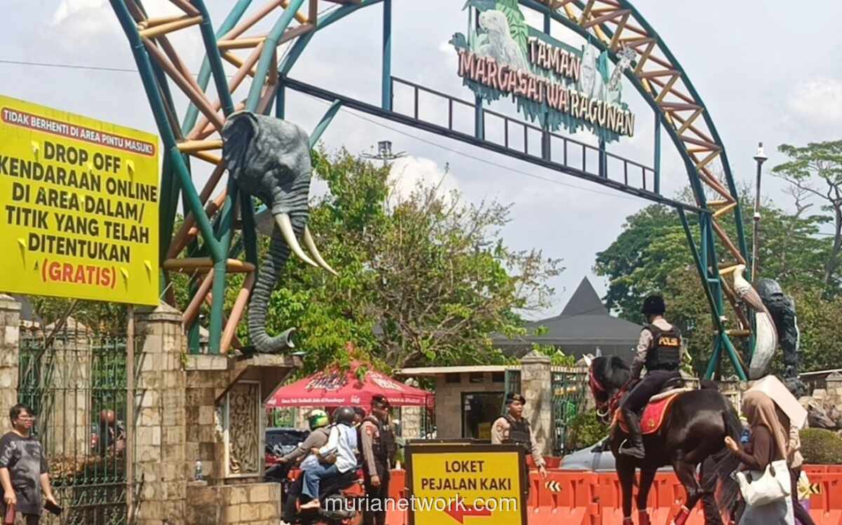 Ragunan Dibanjiri 30 Ribu Pengunjung di H+1 Lebaran