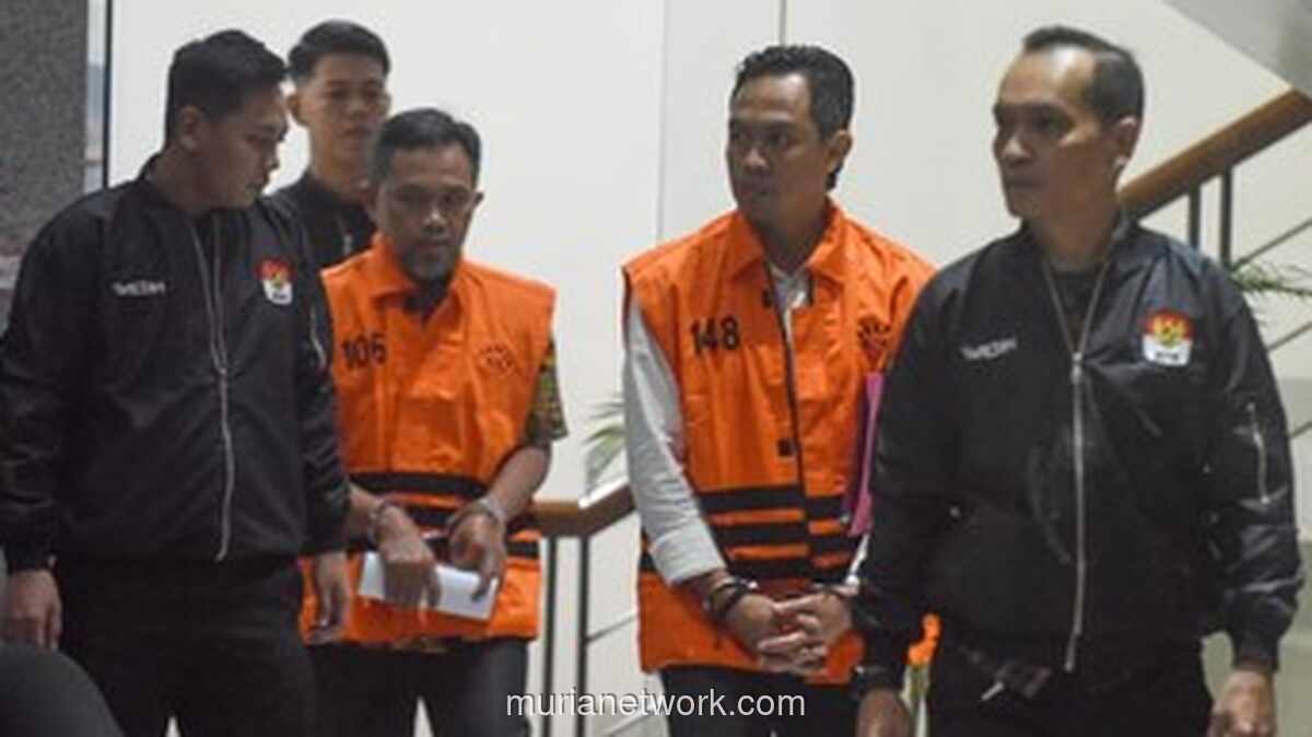 KPK Tangkap Bupati Cilacap Diduga Paksa Setoran Rp750 Juta untuk THR