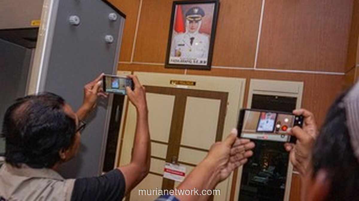 KPK Amankan Bupati Pekalongan Fadia Arafiq dalam OTT di Semarang