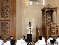 Ketua Umum Golkar Bahlil Lahadalia Rayakan Lebaran di Papua, Waketum Pimpin Salat Id di Kantor DPP