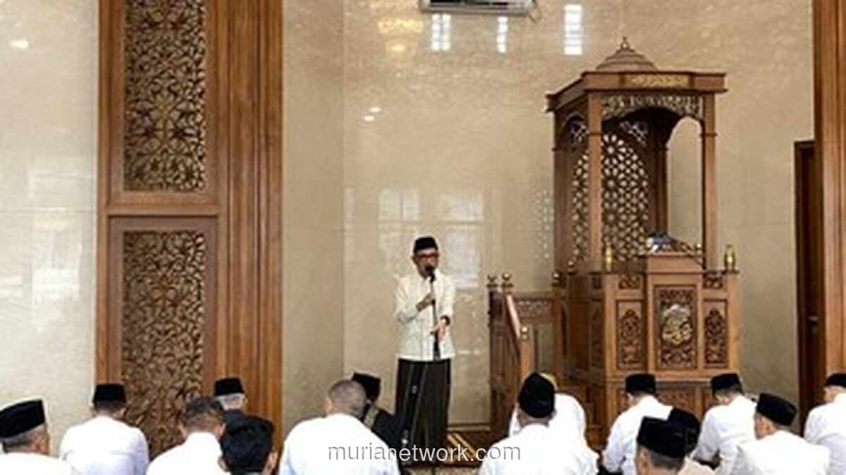 Ketua Umum Golkar Bahlil Lahadalia Rayakan Lebaran di Papua, Waketum Pimpin Salat Id di Kantor DPP