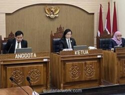 KIP Perintahkan UGM Buka Dokumen Akademik Jokowi, Kecuali Ijazah Asli