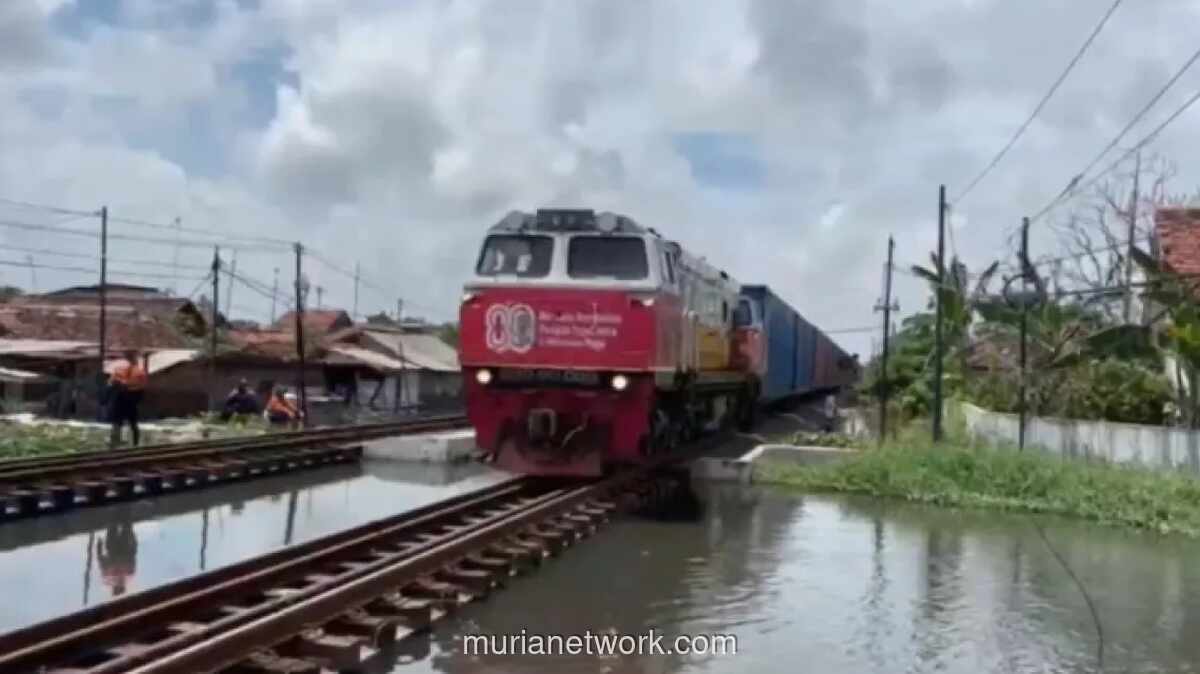 238 Ribu Tiket Kereta Ludes, KAI Tambah 150 Petugas Amankan Jalur Rawan Mudik