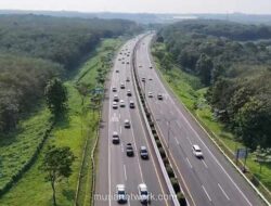 Arus Balik Lebaran Mulai Padati Tol Cipali, Sistem Satu Arah Diberlakukan