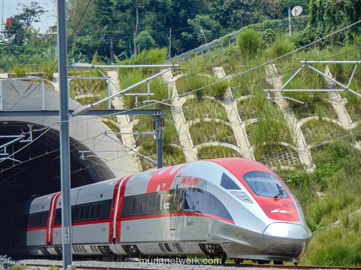 Kereta Cepat Whoosh Angkut 185 Ribu Penumpang di Awal Arus Mudik 2026
