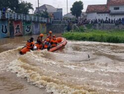 Ibu dan Anak Diduga Mencebur ke Sungai Tonjung, Pencarian Berlanjut