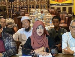 Dokter Tifa Bantah Keras Tuduhan Terima Dana Rp50 Miliar Terkait Isu Ijazah Jokowi