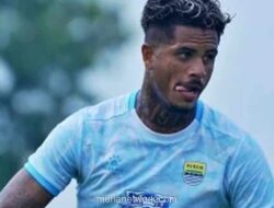Persib Andalkan Ramon Tanque Hadapi Ujian Berat di Kandang Persebaya