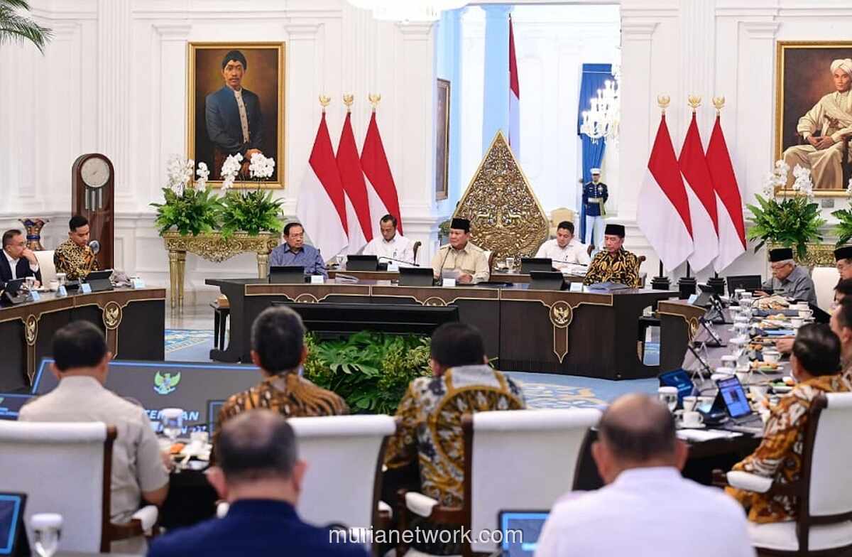 Prabowo Gelar Pertemuan Elite Bahas Dampak Global dan Kesiapan Indonesia