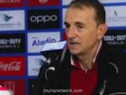 Persis Solo Raih Kemenangan Dramatis 2-1 atas Persik Meski Bermain 10 Pemain