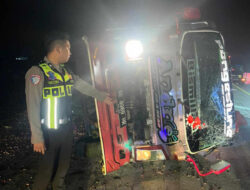 Bus Agra Mas Tabrak Truk Bawang di Tol Solo-Ngawi, 1 Tewas dan 31 Luka-luka