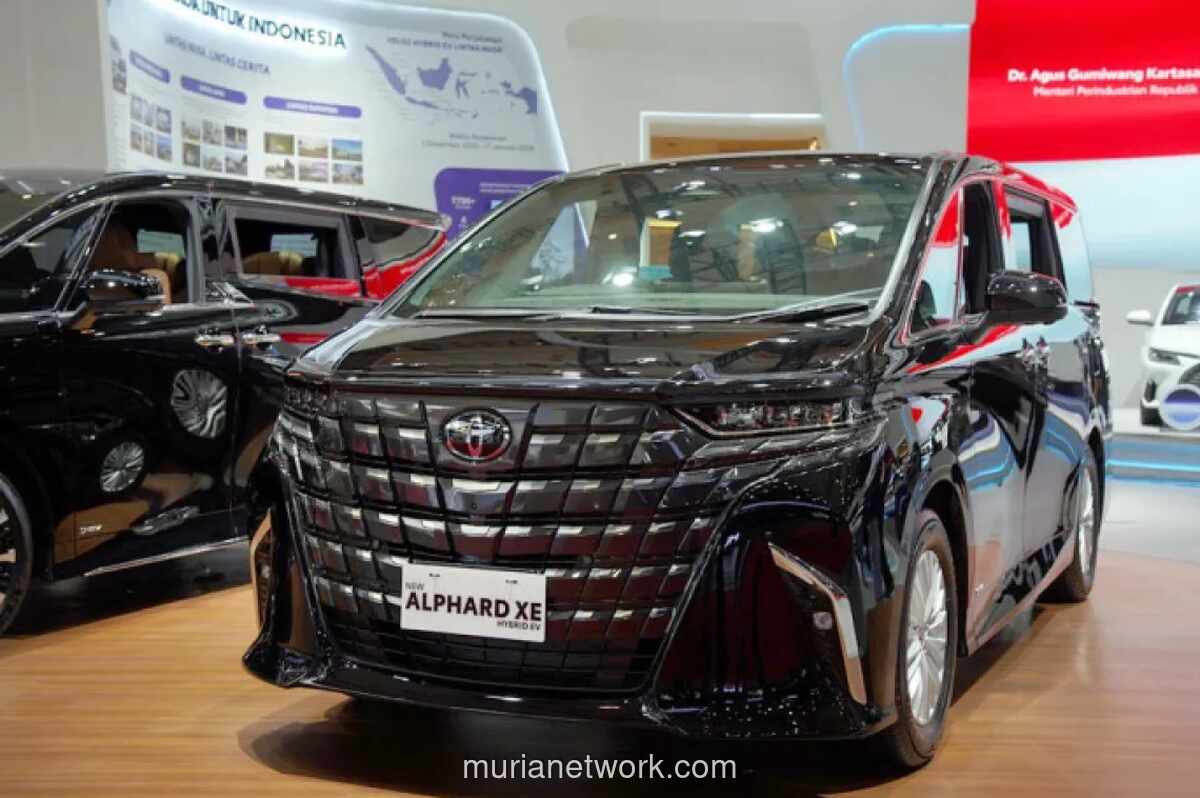 Toyota Luncurkan Alphard XE, Varian Hybrid Termurah di IIMS 2026