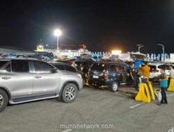 Dermaga Pelabuhan Merak Padat Pemudik, Petugas Siaga Antisipasi Macet Total