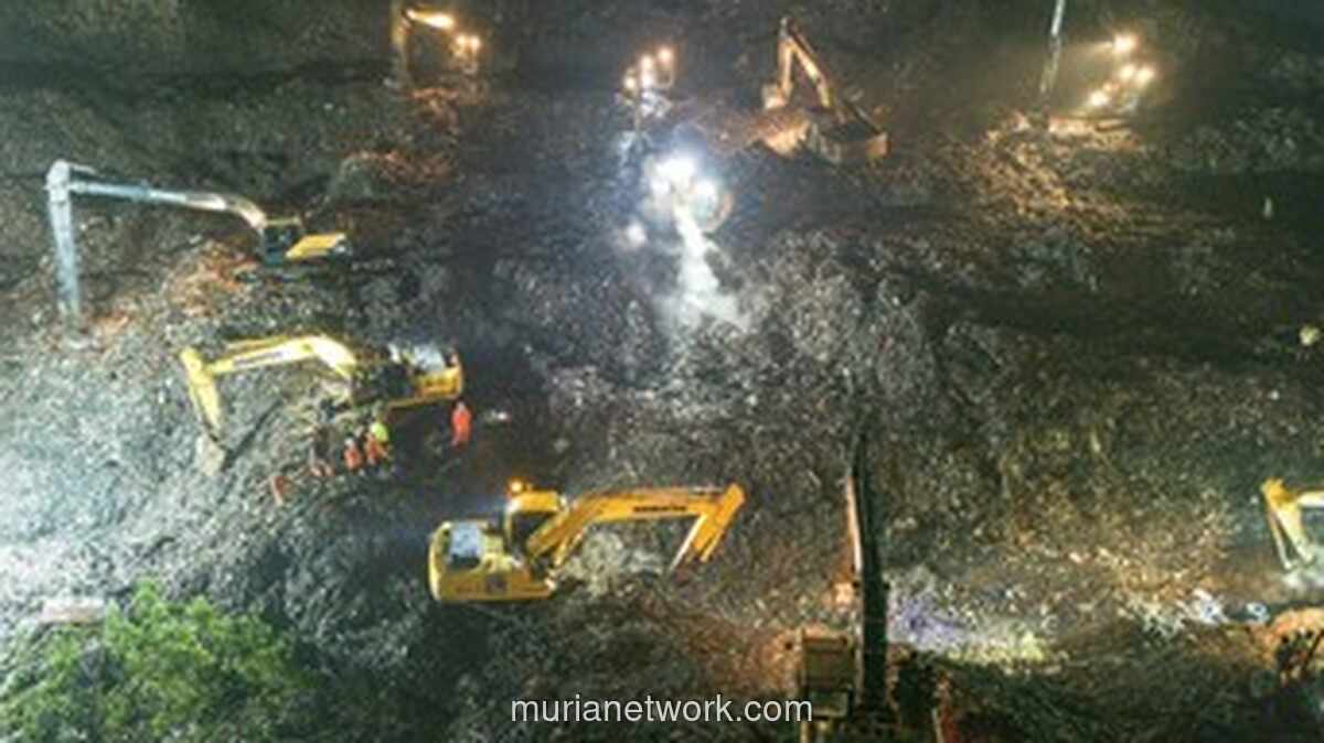 Longsor Sampah di Bantargebang Tewaskan 4 Orang, Evakuasi Korban Terkubur Masih Berlangsung