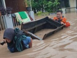 Banjir 1,5 Meter Rendam Permukiman di Cibeber Cilegon, 320 Warga Terdampak