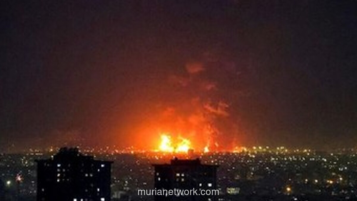 Serangan Fasilitas Minyak Iran Ganggu Distribusi Bahan Bakar di Teheran