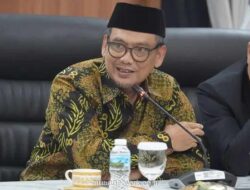 DPR Dorong Sekolah Siapkan Guru Hadapi Pembatasan Medsos untuk Anak di Bawah 16 Tahun
