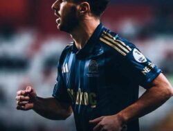 Drama Gol Bunuh Diri Warnai Hasil Imbang Antalyaspor vs Fenerbahçe