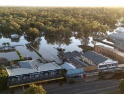 Dua Turis Tewas Tersapu Banjir di Queensland, Australia