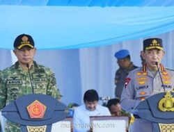 Kapolri dan Panglima TNI Pimpin Apel Gelar Pasukan Operasi Ketupat 2026
