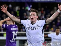 Napoli Geser AC Milan dari Posisi Kedua Usai Menang Tipis atas Cagliari