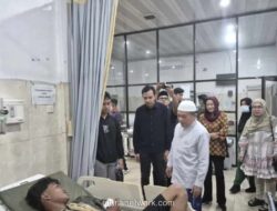 Gubernur Jambi Kunjungi Pasien dan Bagikan Tali Asih di RSUD Saat Malam Idul Fitri