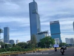 H+2 Lebaran, Jalan Sudirman Jakarta Masih Sepi Imbas Imbauan Pemerintah