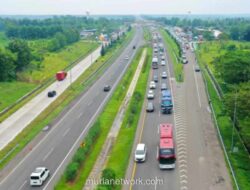 Arus Mudik H-4 Lebaran di Tol Cipali Naik 22%, Sistem Satu Arah Diterapkan