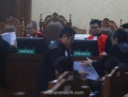 Hakim Soroti Keuntungan Suap Hakim Mengalir ke Perusahaan Singapura